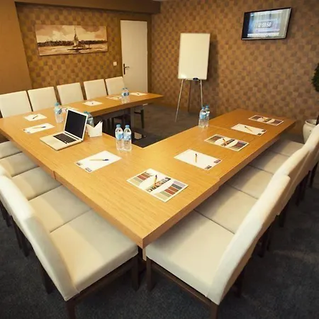 Helikon Business 3* Стамбул