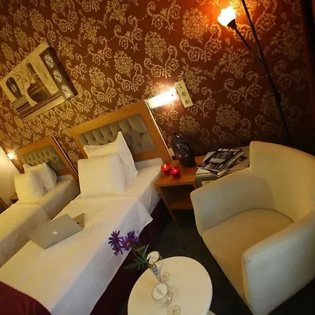 Отель Helikon Business 3*
