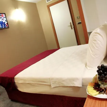 Helikon Business 호텔