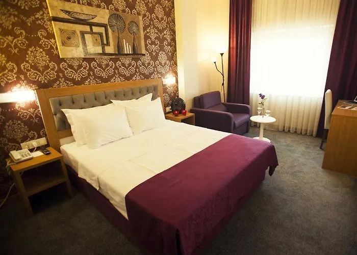 Helikon Business Hotel 3*