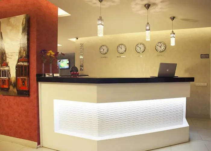 Helikon Business Hotel 3*