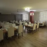 Helikon Business Hotel 3*