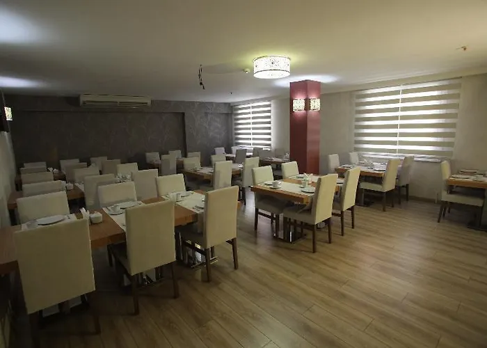 Helikon Business Szálloda 3*