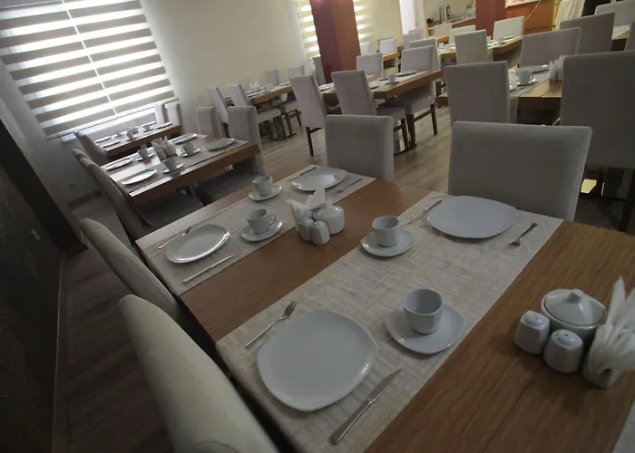 Hotell Helikon Business 3*